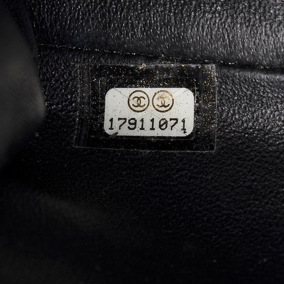 Chanel Matte Caviar Leather Chain Flap Clutch Bag - Picture 6 of 14